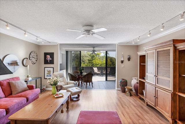 825 BAYPORT WAY 825, Longboat Key, FL 34228