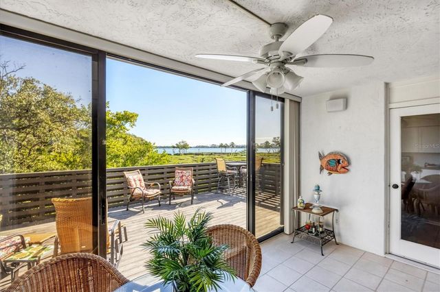 825 BAYPORT WAY 825, Longboat Key, FL 34228