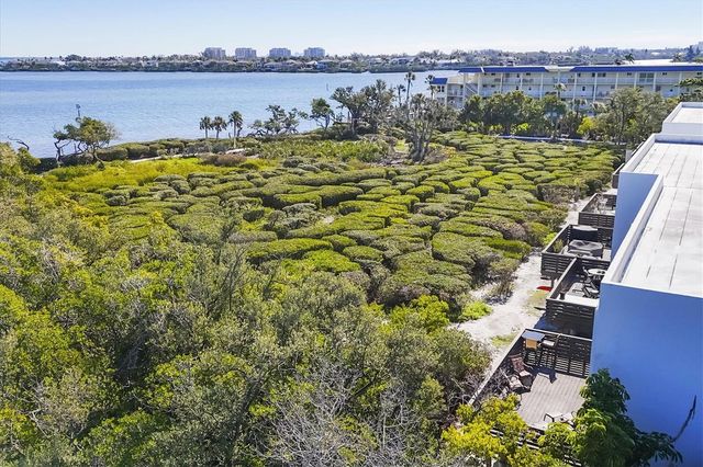 825 BAYPORT WAY 825, Longboat Key, FL 34228