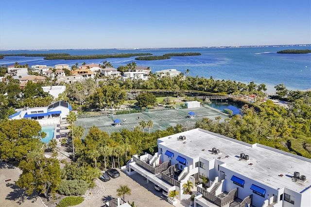 825 BAYPORT WAY 825, Longboat Key, FL 34228