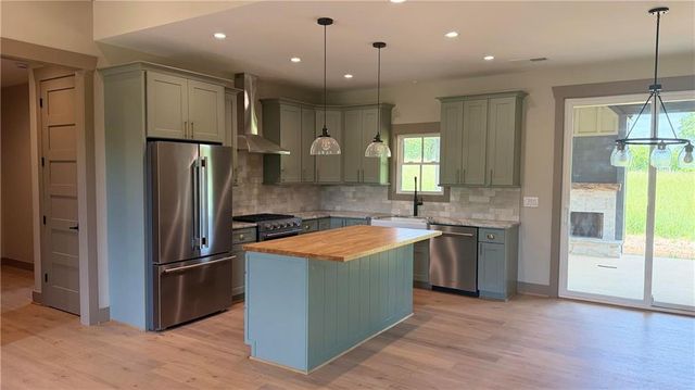 100 Redridge Road, Morganton, GA 30560