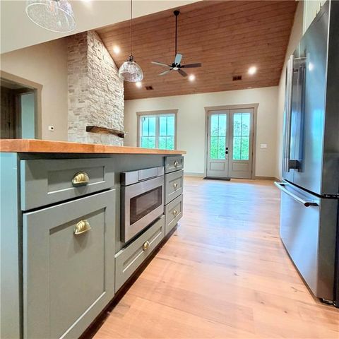 100 Redridge Road, Morganton, GA 30560