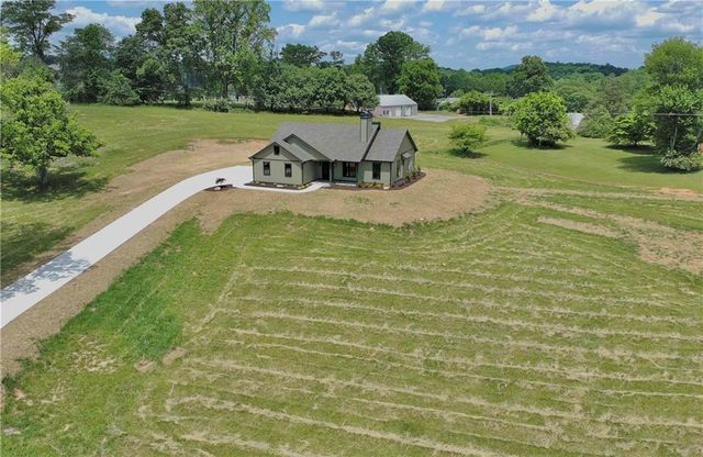 100 Redridge Road, Morganton, GA 30560