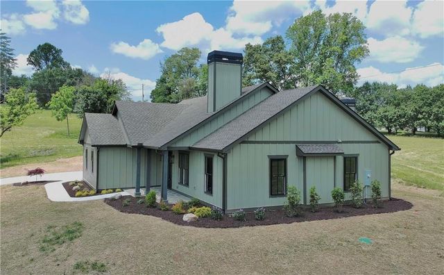 100 Redridge Road, Morganton, GA 30560
