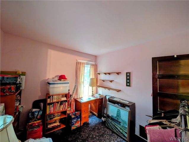 84 West Oakwood Place S, Buffalo, NY 14214
