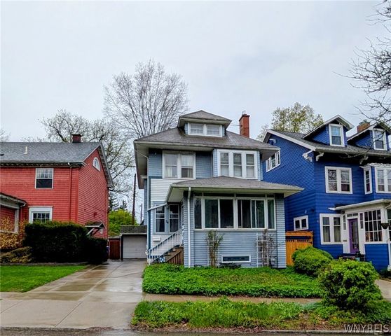 84 West Oakwood Place S, Buffalo, NY 14214