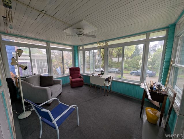 84 West Oakwood Place S, Buffalo, NY 14214