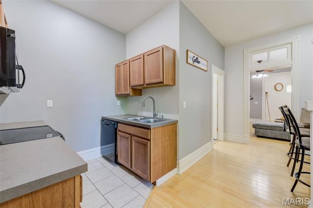 3435 Indiana Avenue, St Louis, MO 63118