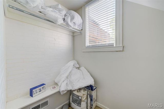 3435 Indiana Avenue, St Louis, MO 63118