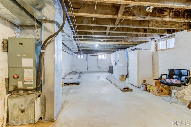 3435 Indiana Avenue, St Louis, MO 63118