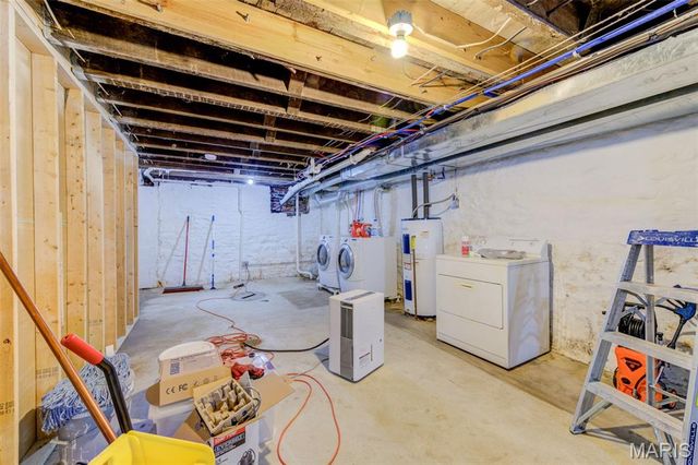 3435 Indiana Avenue, St Louis, MO 63118