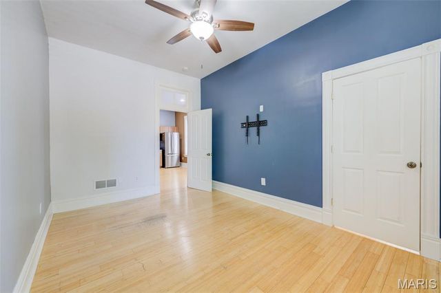 3435 Indiana Avenue, St Louis, MO 63118
