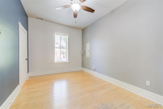 3435 Indiana Avenue, St Louis, MO 63118