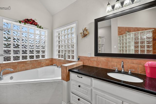 4851 Stout Road, Midlothian, TX 76065