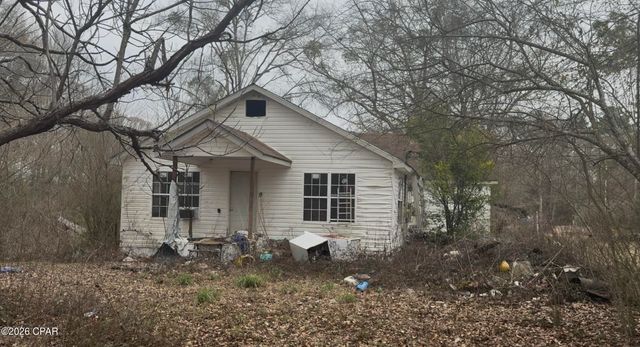 1812 Rosewood Drive, Chipley, FL 32428