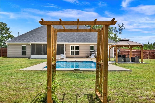 2926 Buster Phillips Road SE, Ludowici, GA 31316