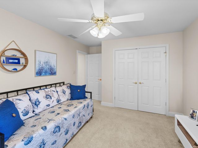 414 Brook Meadow Circle, Evansville, IN 47711