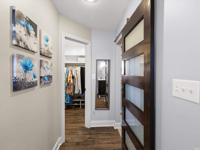 414 Brook Meadow Circle, Evansville, IN 47711