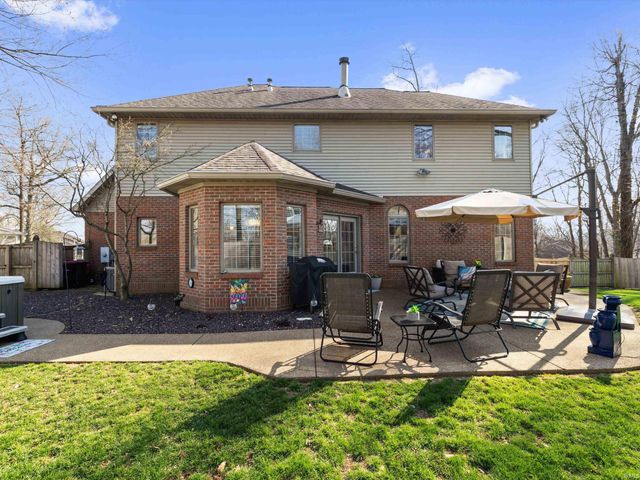 414 Brook Meadow Circle, Evansville, IN 47711