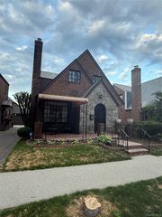 63-127 Fitchett Street, Rego Park, NY 11374