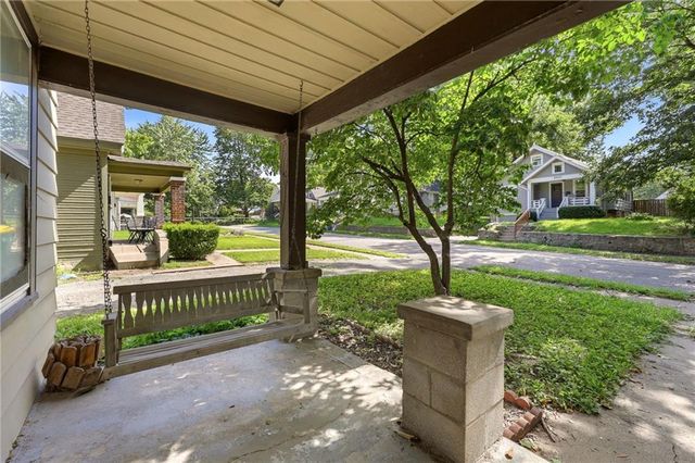 4434 Cambridge Street, Kansas City, KS 66103