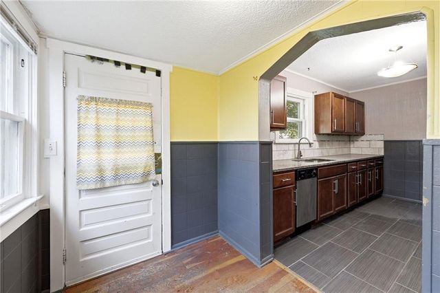 4434 Cambridge Street, Kansas City, KS 66103