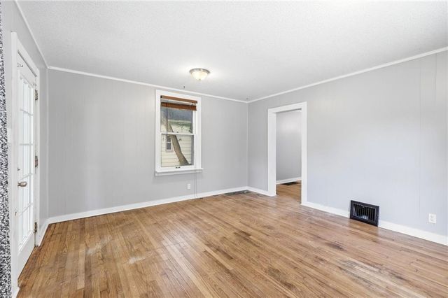 4434 Cambridge Street, Kansas City, KS 66103