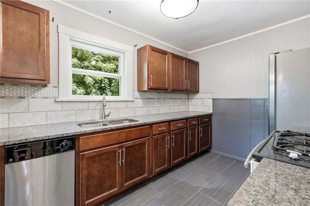 4434 Cambridge Street, Kansas City, KS 66103