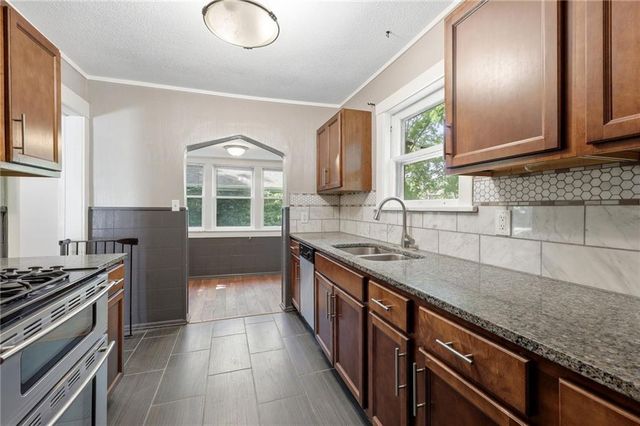 4434 Cambridge Street, Kansas City, KS 66103