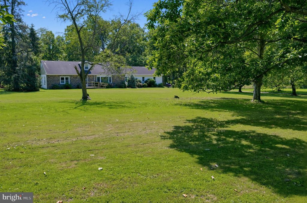 456 COLLEGEVILLE RD, COLLEGEVILLE, PA 19426 — photo 3