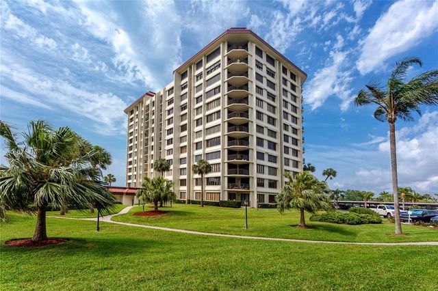 736 ISLAND WAY 201, Clearwater Beach, FL 33767