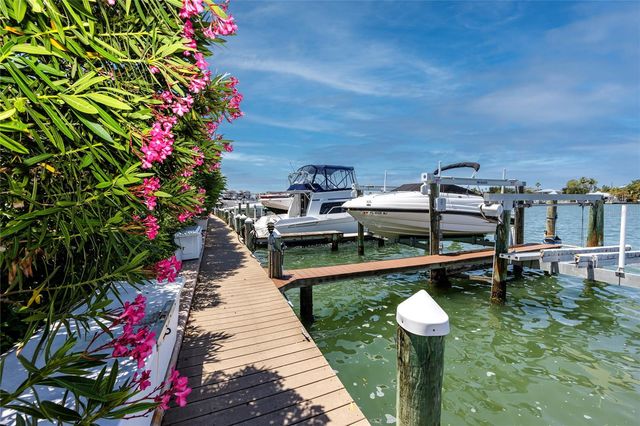 736 ISLAND WAY 201, Clearwater Beach, FL 33767