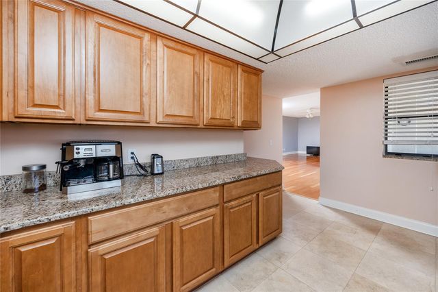 736 ISLAND WAY 201, Clearwater Beach, FL 33767
