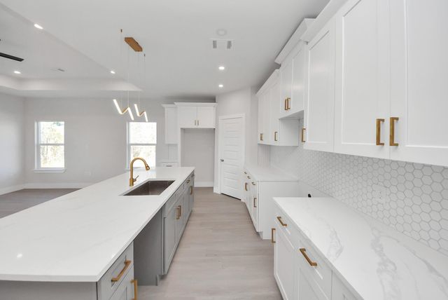 6581 Road 5503, Cleveland, TX 77327