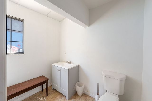 3520 3520 W Slauson, Los Angeles, CA 90043