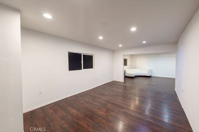 3520 3520 W Slauson, Los Angeles, CA 90043