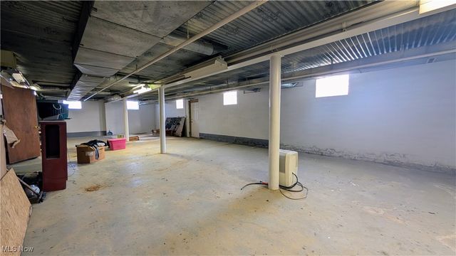 110 Jessica Lane, Follansbee, WV 26037