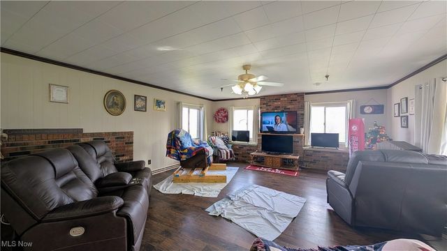 110 Jessica Lane, Follansbee, WV 26037