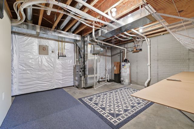 3019 SW Westview Lane, Ankeny, IA 50023