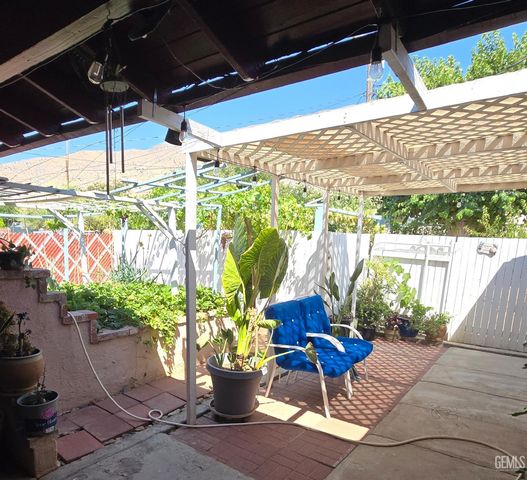 2724 Flower, Lake Isabella, CA 93240