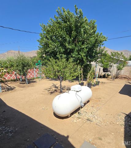 2724 Flower, Lake Isabella, CA 93240