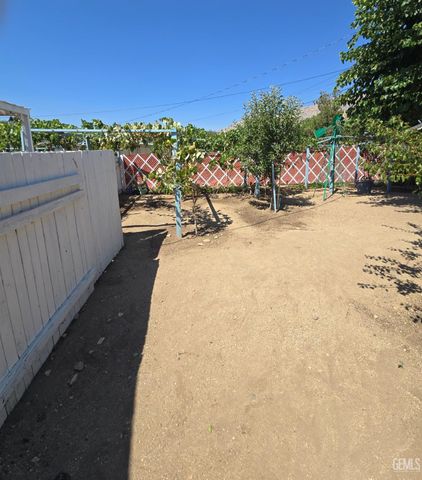 2724 Flower, Lake Isabella, CA 93240