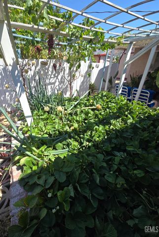 2724 Flower, Lake Isabella, CA 93240