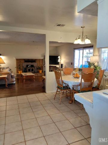 2724 Flower, Lake Isabella, CA 93240