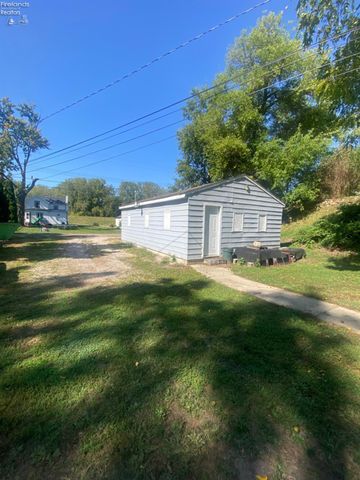 340 340 Sandusky Ave, Fremont, OH 43420