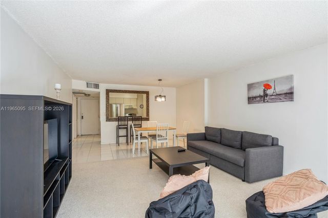 18151 NE 31st Court 205, Aventura, FL 33160