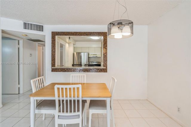 18151 NE 31st Court 205, Aventura, FL 33160