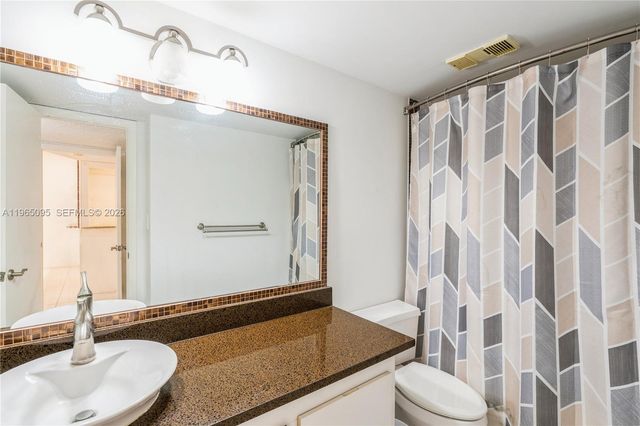 18151 NE 31st Court 205, Aventura, FL 33160