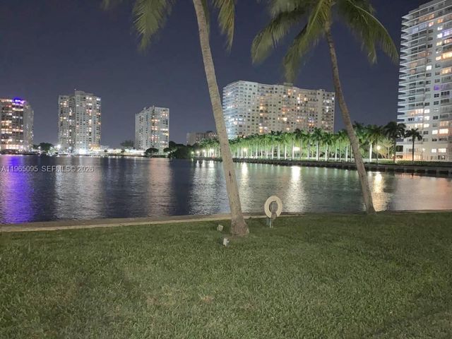 18151 NE 31st Court 205, Aventura, FL 33160