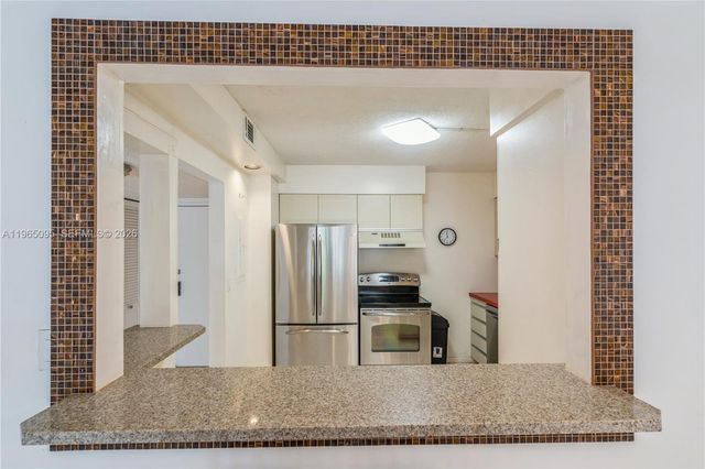 18151 NE 31st Court 205, Aventura, FL 33160